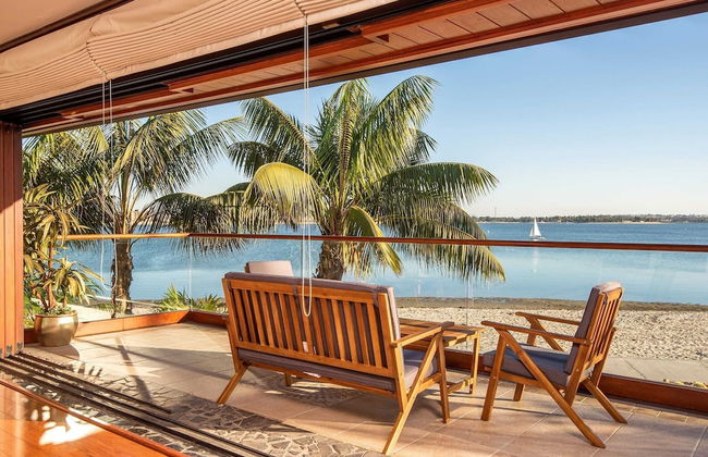 Endless Summer by Avantstay Serene Beachfront Escape w/ Sunset Views! - Photo 26