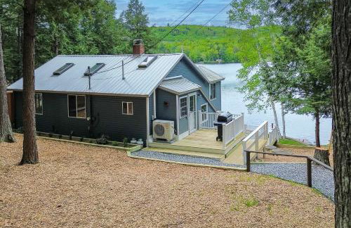 Lakefront Home with Seasonal Dock in Limerick! - Foto 28