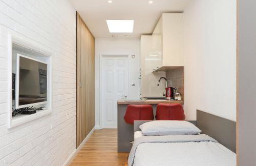 Peaceful and Novel Place to Stay - Photo 10