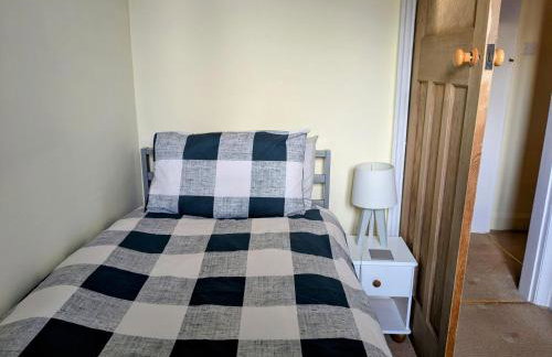 Apartment with Outside Patio and Car Space - Foto 14