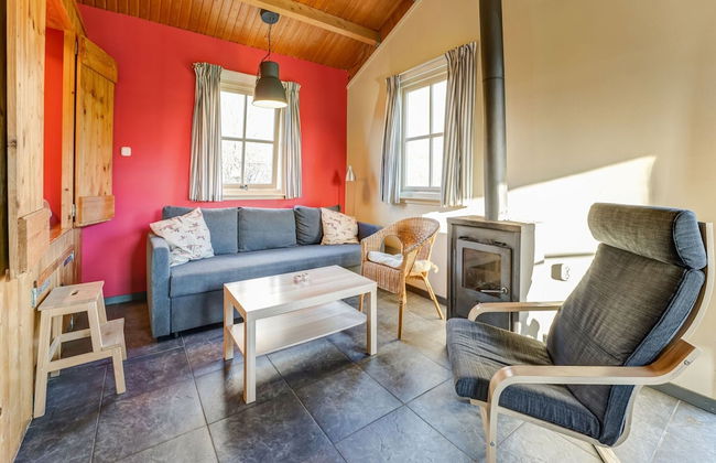 Tranquil Holiday Home in Lage Zwaluwe With Terrace - Photo 23