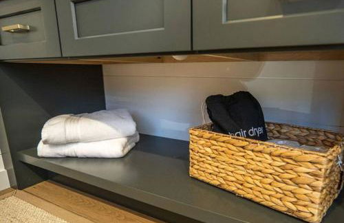 Glamping cottage with glass front and hot tub! - Foto 19