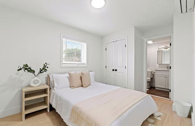 Elegant Condos in Arlington - Photo 6