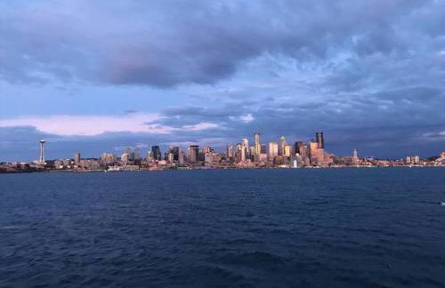 Alki Beach Cottage, NEW, 2 bedrooms, 2 bathrooms, near beach, AC, WD, Parking - Foto 70