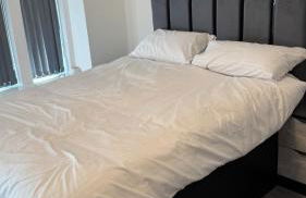 Aurang House, 1 Bedroom, with Kitchen, 55" Flat TV, Private Parking - Foto 10