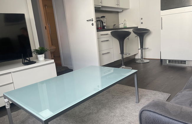 Located at Heart of City Center - Foto 4