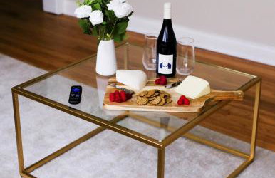 Chicago Chic, Cozy 1BR with Stylish Workspace - Photo 24