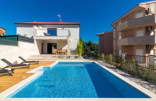 Villa Munat - Foto 3