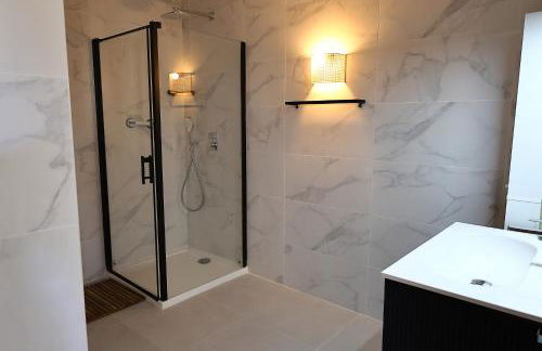 Casa di Daisy - T2 les pieds dans l'eau et piscine - Foto 17