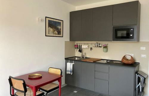 The artist's flat, right next to Porta Susa - Foto 6