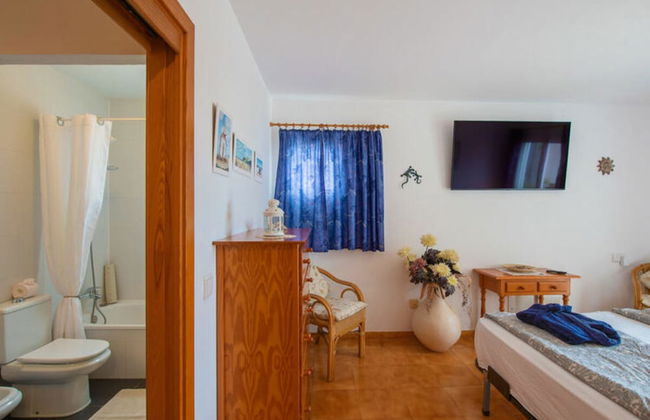 Holiday Home in Playa Blanca - Photo 11