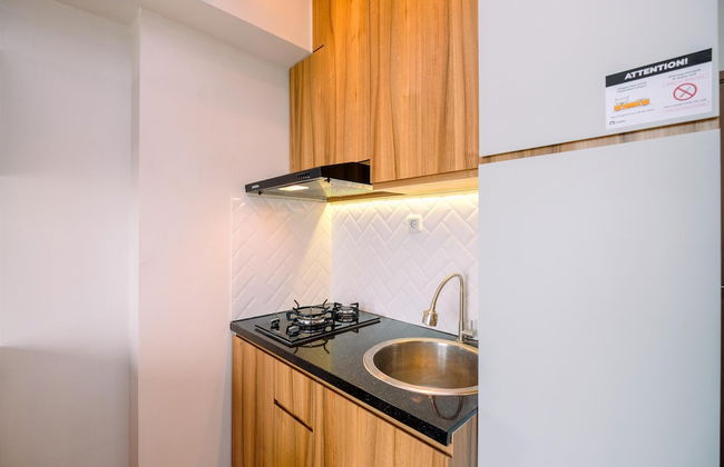 Best Homey and Comfort 2BR at Podomoro Golf View Apartment - Photo 9