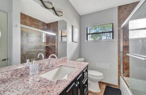 Cozy Retreat pvt rm Close To Siesta Keys J3A shared home - Foto 17