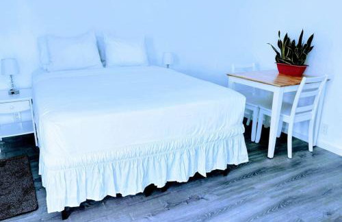 Cozy Twilight Hideaway - Photo 1