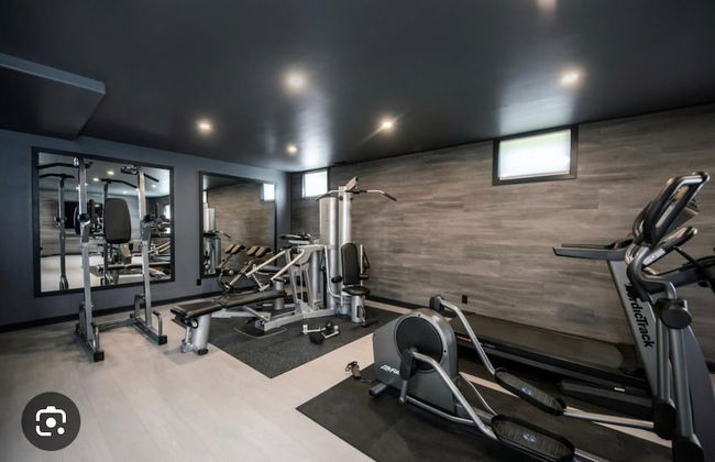 1 Bedroom Guest House - Walk to Everything - Roof Patio - Gym - Pickleball Court - Foto 22