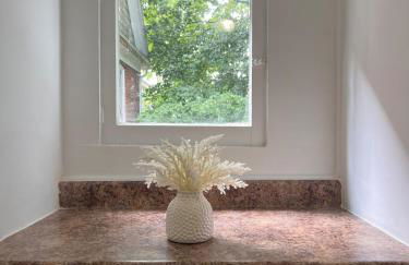 Finger Lakes Apartment - Photo 11