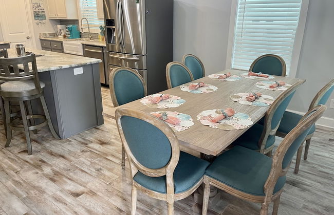 Tequila Sunrise 4 Bedroom Home by RedAwning - Photo 16