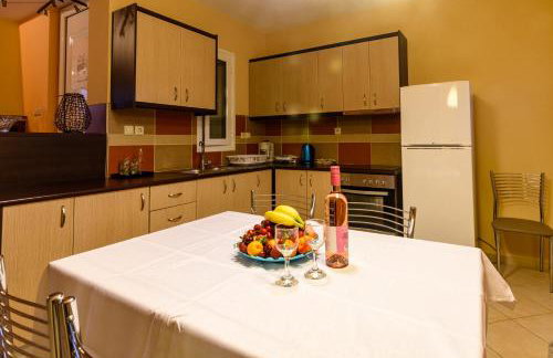 Terpsi Apartments - Kyparissia Garden Retreats - Photo 12