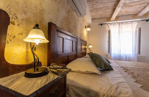 Charming stone house with private pool & jacuzzi - Holiday Home Vera - Photo 38