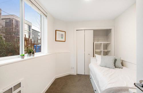 City-View Modern - Photo 26