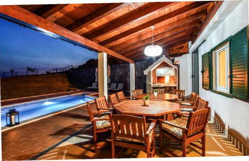 Holiday home Svilaja I Heated pool, family retreat - Photo 45