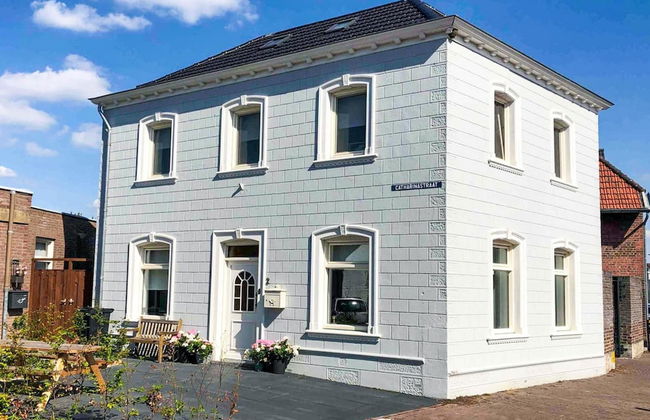 Charming Villa Near Maastricht and Hillside - Foto 45