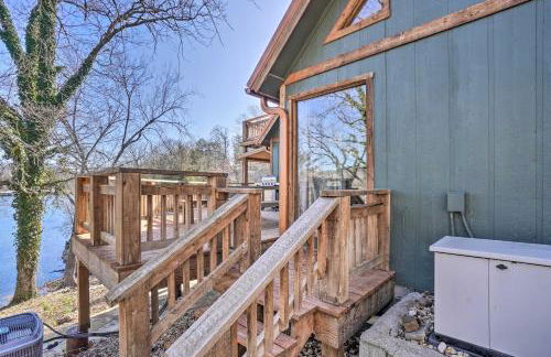 Lakefront Shell Knob Home with Deck and Gas Grill - Photo 29