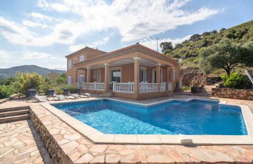 Hillside Retreat in Roquebrun - Foto 1