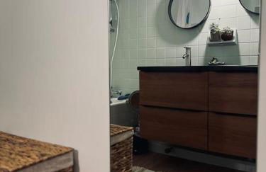 Bel Appartement Gare Centre Face aux Remparts 8 personnes Parking WIFI - Photo 22