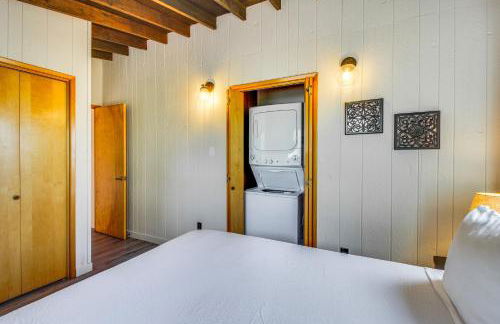 Ocean-View Oregon Coast Vacation Rental with Deck - Foto 16