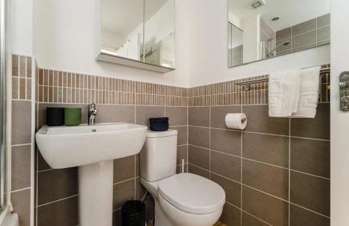 Modern 3-Bed Family Home Near Glasgow Airport - Foto 4