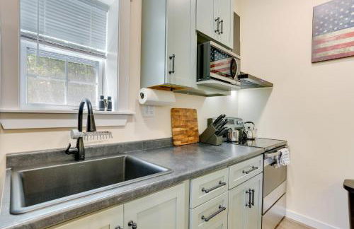 Secluded Poconos Cabin 75 Acres and Fire Pit! - Foto 6