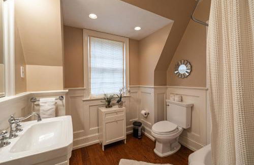 Gorgeous Unique House in Bethesda with 8 Beds - Foto 17