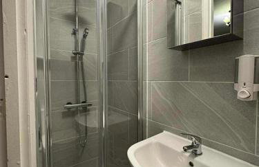 Studio-like room with own entrance - Foto 14