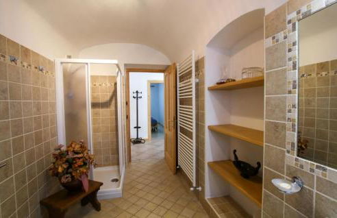 2 Bedroom Lovely Apartment In Frazione Zortea - Foto 16