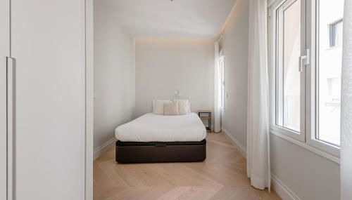 Spectacular flat for 8 pax near Puerta del Sol - Alcala - Photo 4