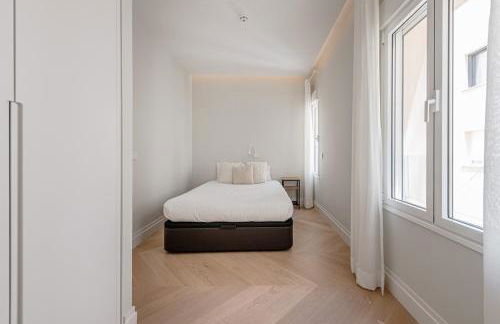 Spectacular flat for 8 pax near Puerta del Sol - Alcala - Photo 4