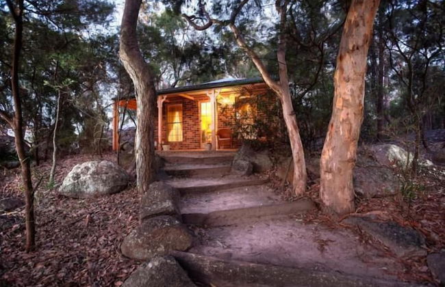 Honeysuckle Cottages Stanthorpe - Photo 15