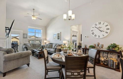 Serene Retreat With Hot Tub, Sauna, Pool & Gym - Foto 12