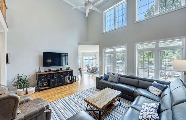 Bright Water Cove by Avantstay Saltwater Pool - Foto 2