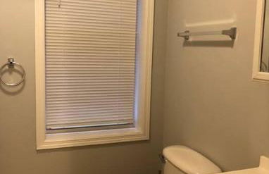 Private 2-bedroom apartment, free parking, direct bus to NYC Manhattan only 2 blocks away, MetLife Stadium FIFA World Cup 25 minutes away - Foto 4