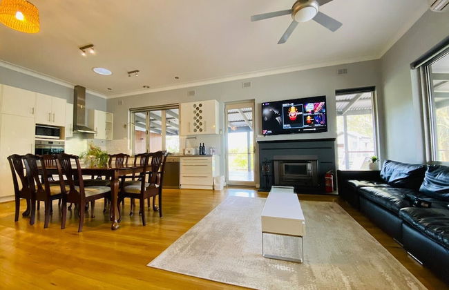 Barossa Getaway GabbyHouse with Vineyard - Foto 7