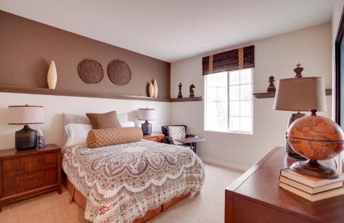 Single-Story San Bernardino Home with Valley Views! - Foto 15