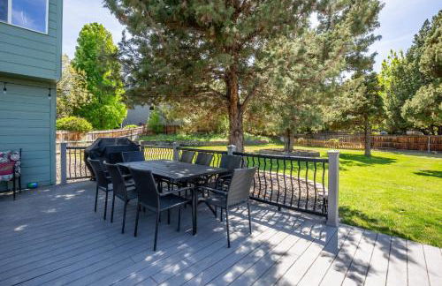 Wildflower Getaway HALF acre yard firepit hot tub bikes Dogs OK - Foto 26