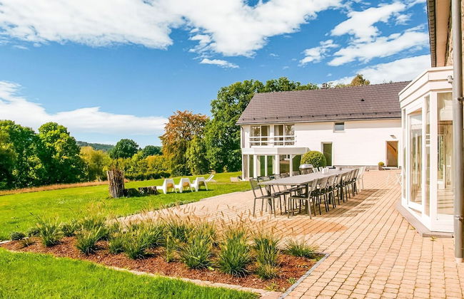 Luxurious Villa With Pool and Sauna, and Very Suitable for Culinary Workshops! - Foto 47