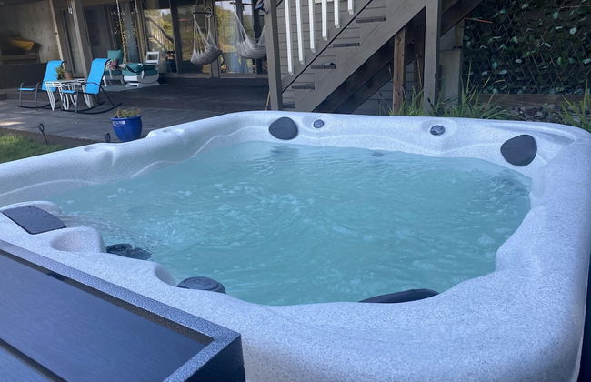 Lakehouse w Private Beach Bar Lg Deck Dock - Photo 41