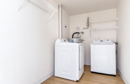 Downtown Bellevue 2BR w WD Rooftop nr all SEA-141 - Foto 12