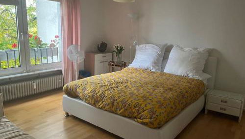 Full Flat in City Centre with Balcony - Foto 1