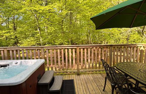 Fern Lodge 11 with Hot Tub - Foto 13