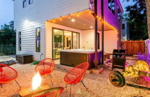 Hot Tub Time Machine - Clubhouse - DT 6 Min Drive - Foto 8